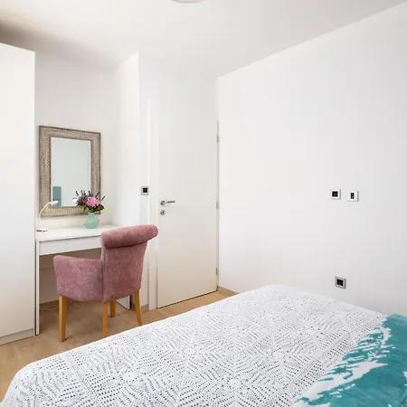 Loni Trogir With Pool 55 M2 - 3 E-bike Free Use Villa