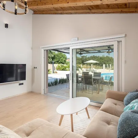 Loni Trogir With Pool 55 M2 - 3 E-bike Free Use Villa